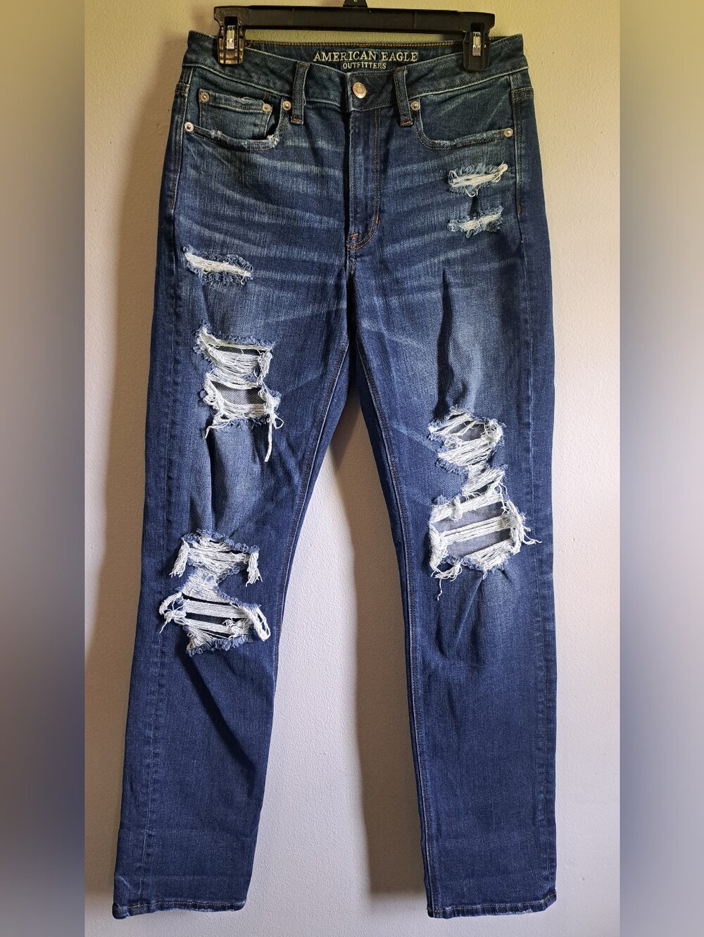 American Eagle High Rise Slim Size 6